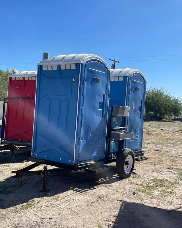OSHA Jobsite Toilet Rules in 5 Slides